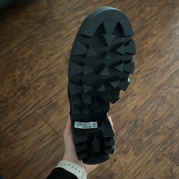 BRAND NEW SCHUTZ BOOTS SIZE 7 - Picture 5 of 6